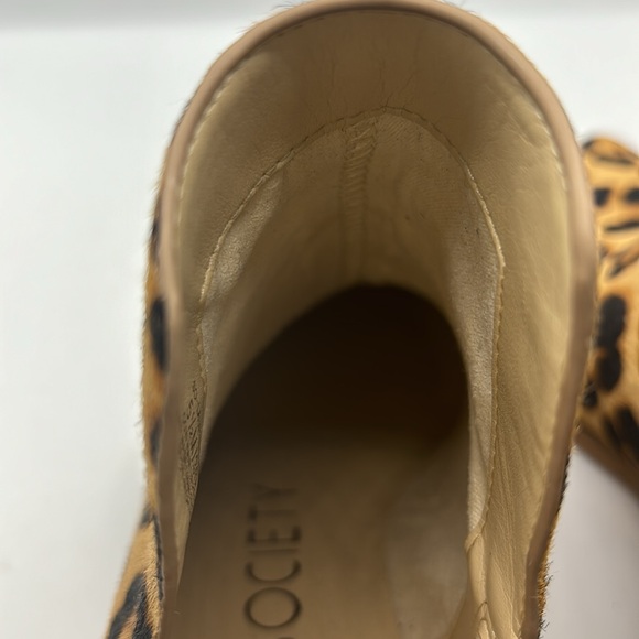 Sole Society leopard cow hair ankle pull on boots pointy leopard print SZ 5.5 - Picture 14 of 16
